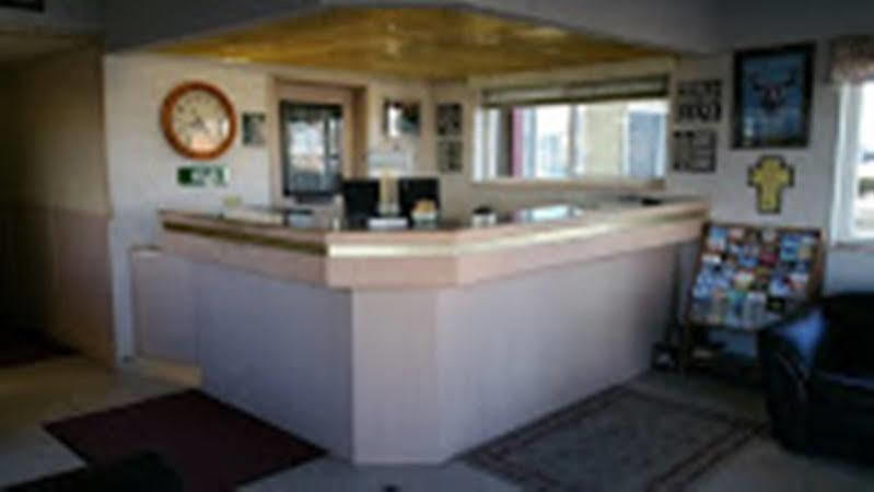 Surestay Hotel By Best Western Уелс Екстериор снимка
